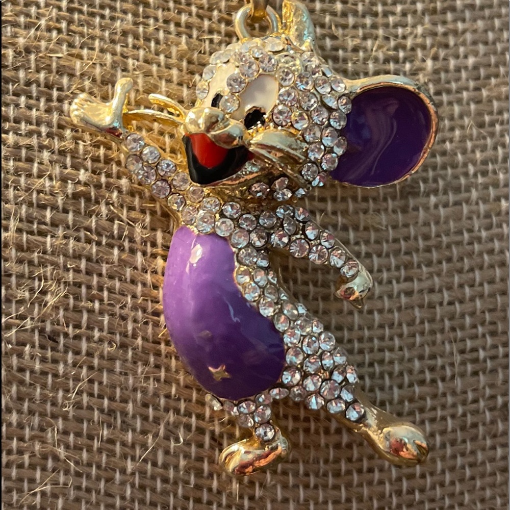 Tom necklace from “Tom and Jerry”